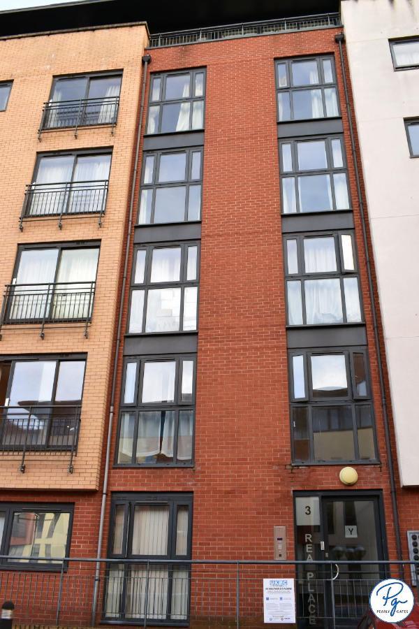 Penthouse - Amazing City Skyline Views - Balcony - Free Extra 2 Hours - Free Parking - Utilita Arena - Bullring Shopping - New St Station- Super King Size Bed Birmingham Bagian luar foto